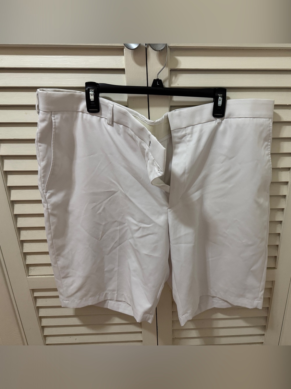 Walter Hagen White Men’s Golf Shorts